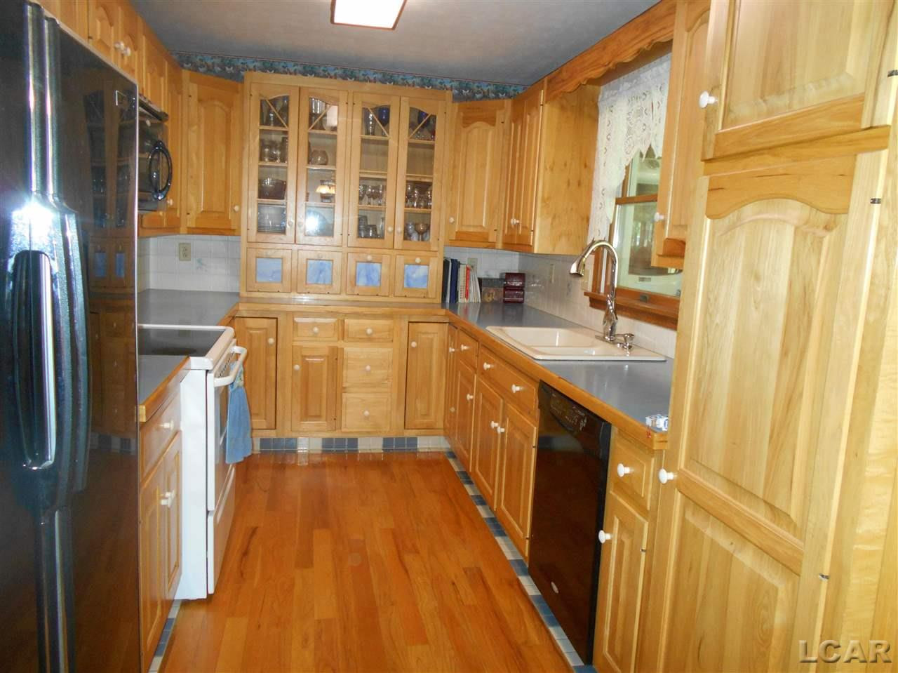 800 N Maple Grove, Hudson, MI 49247 — Photo 18