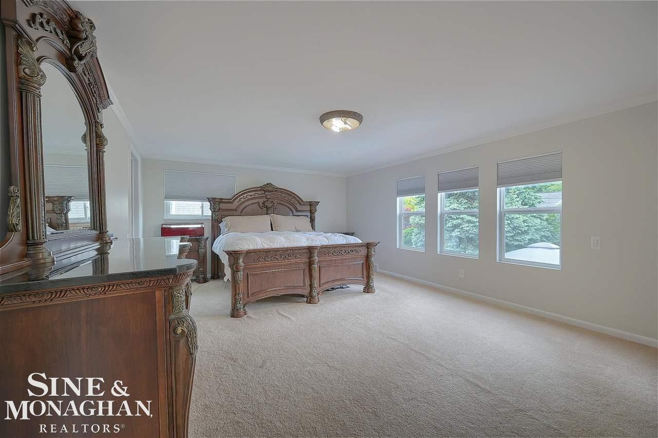 559 Briarcliff, Grosse Pointe Woods, MI 48236 — Photo 16