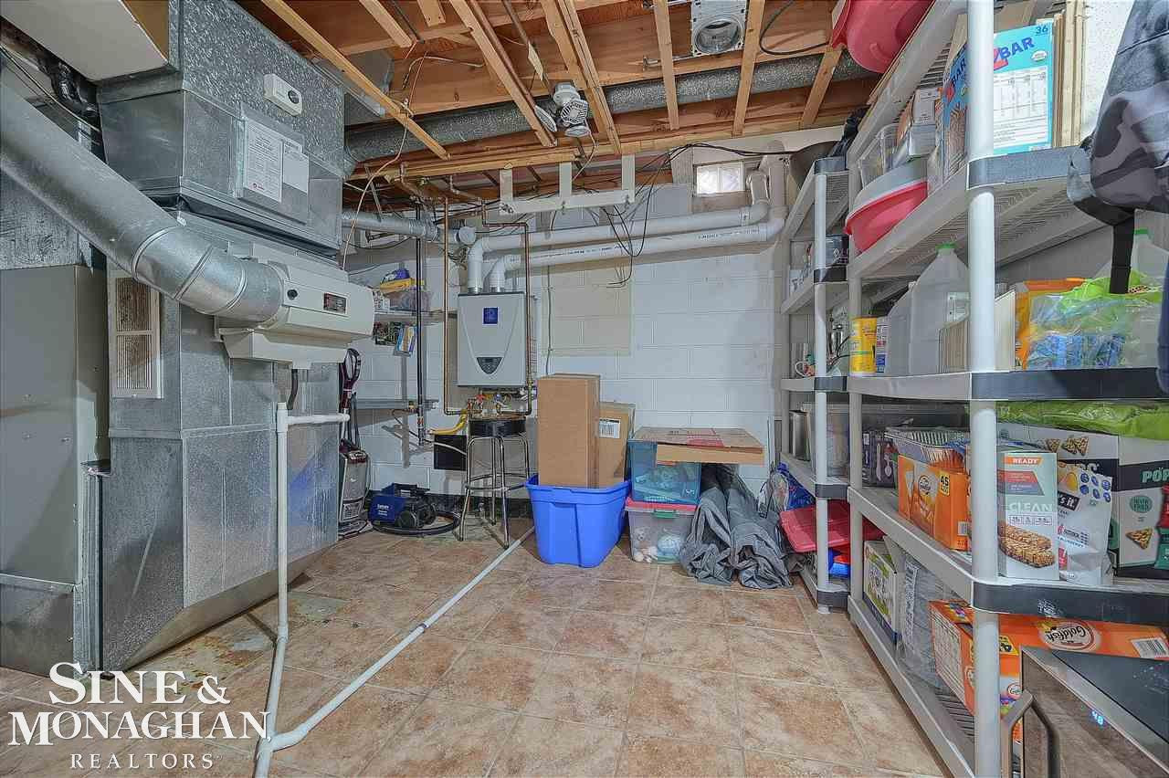 559 Briarcliff, Grosse Pointe Woods, MI 48236 — Photo 34