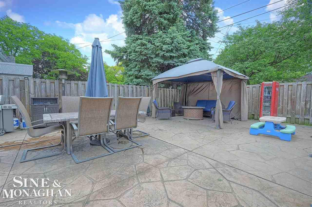 559 Briarcliff, Grosse Pointe Woods, MI 48236 — Photo 37
