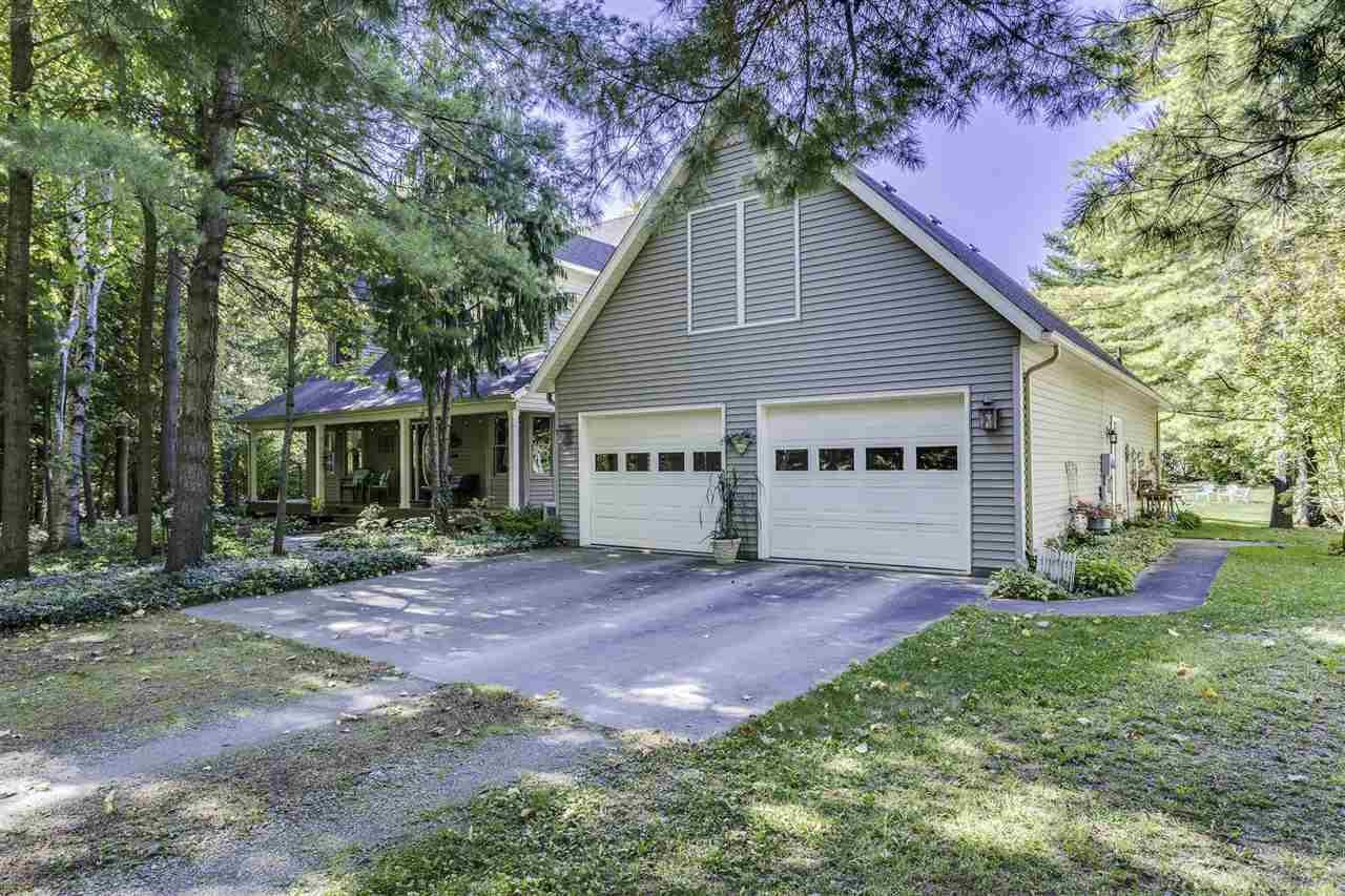 6312 Buena Vista, Lexington, MI 48450 — Photo 2