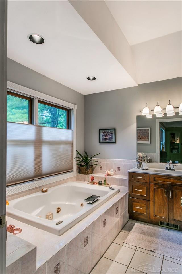6312 Buena Vista, Lexington, MI 48450 — Photo 22