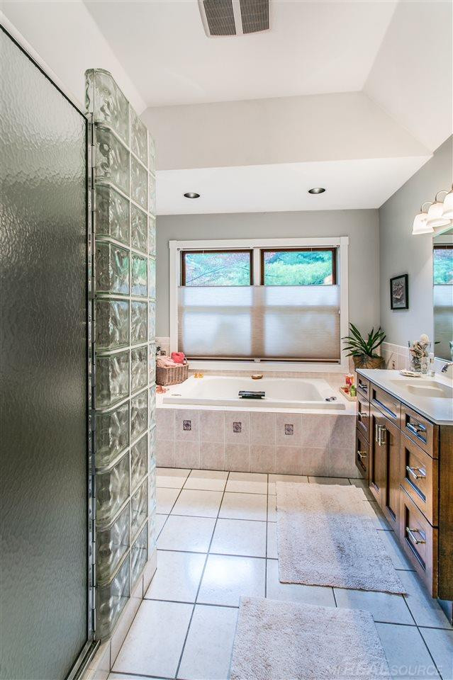 6312 Buena Vista, Lexington, MI 48450 — Photo 23