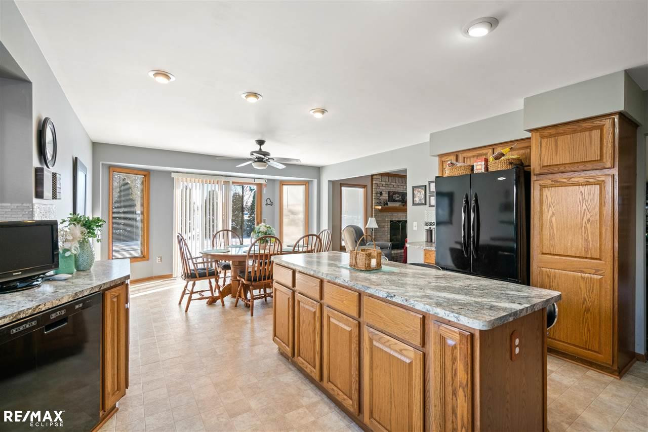 51472 Nicolette Dr, Chesterfield, MI 48047 — Photo 9