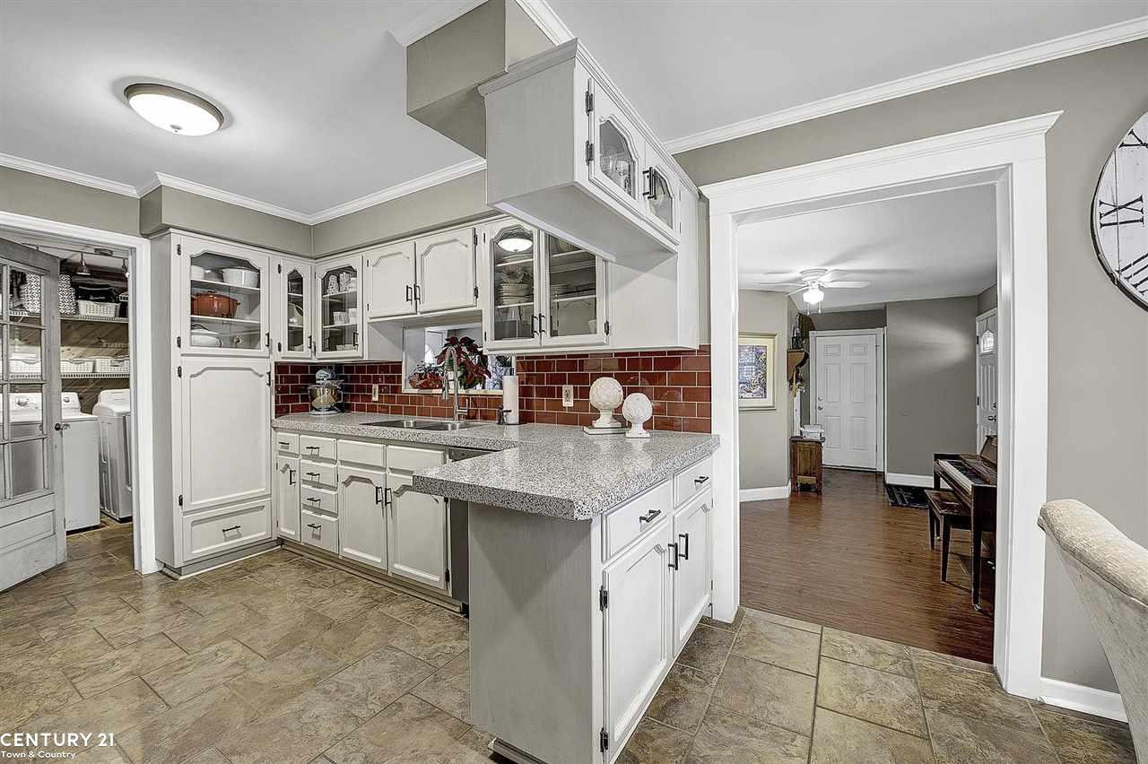 51230 Shelby Road, Shelby Twp, MI 48316 — Photo 12