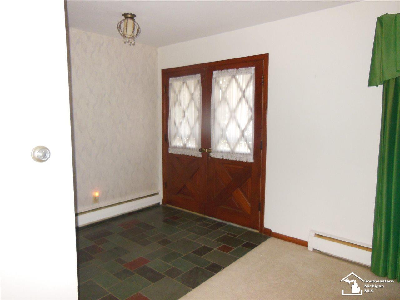 7365 Kenilworth, Lambertville, MI 48144 — Photo 5