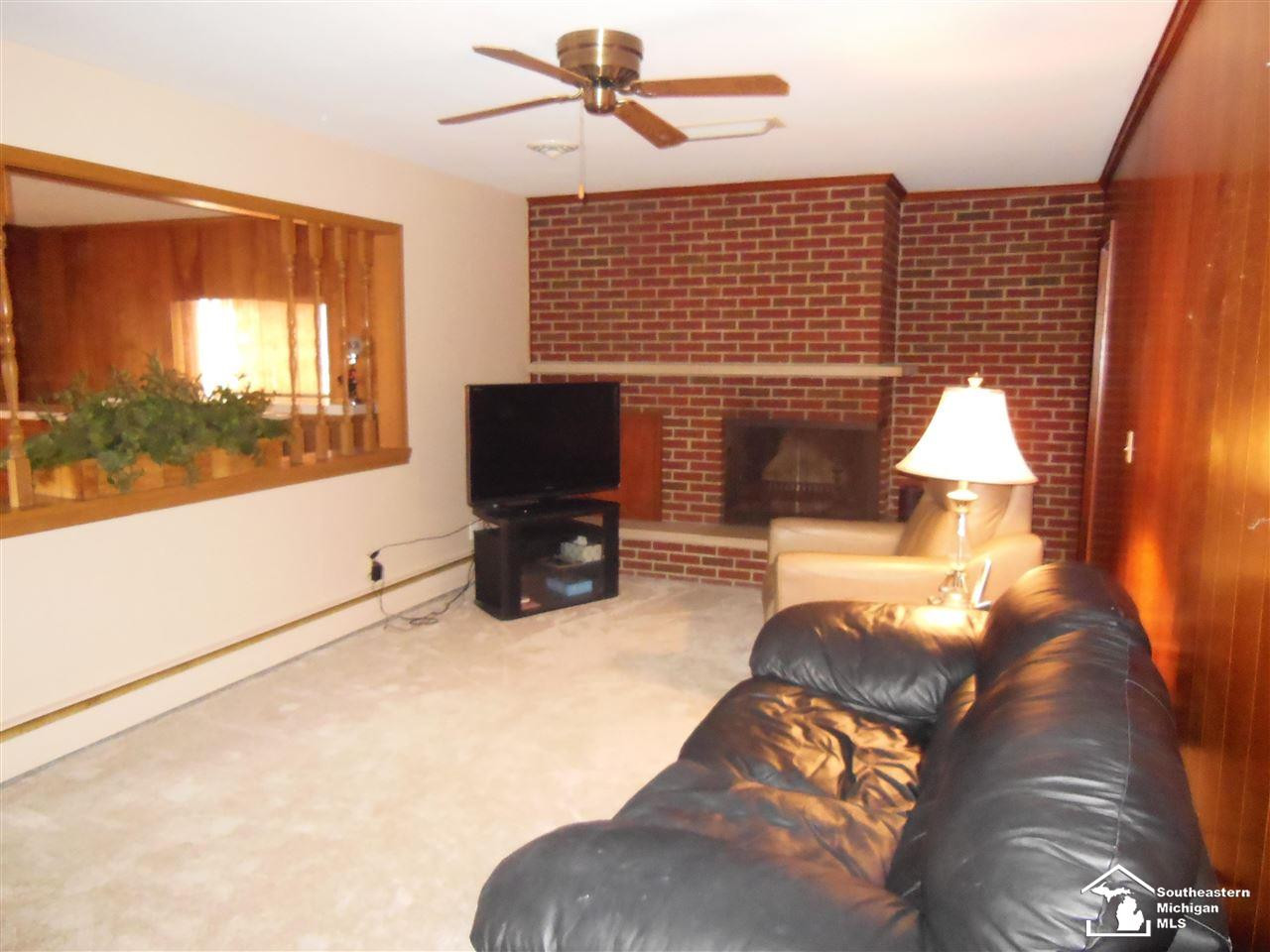 7365 Kenilworth, Lambertville, MI 48144 — Photo 9