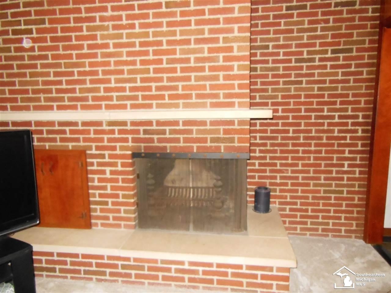 7365 Kenilworth, Lambertville, MI 48144 — Photo 10