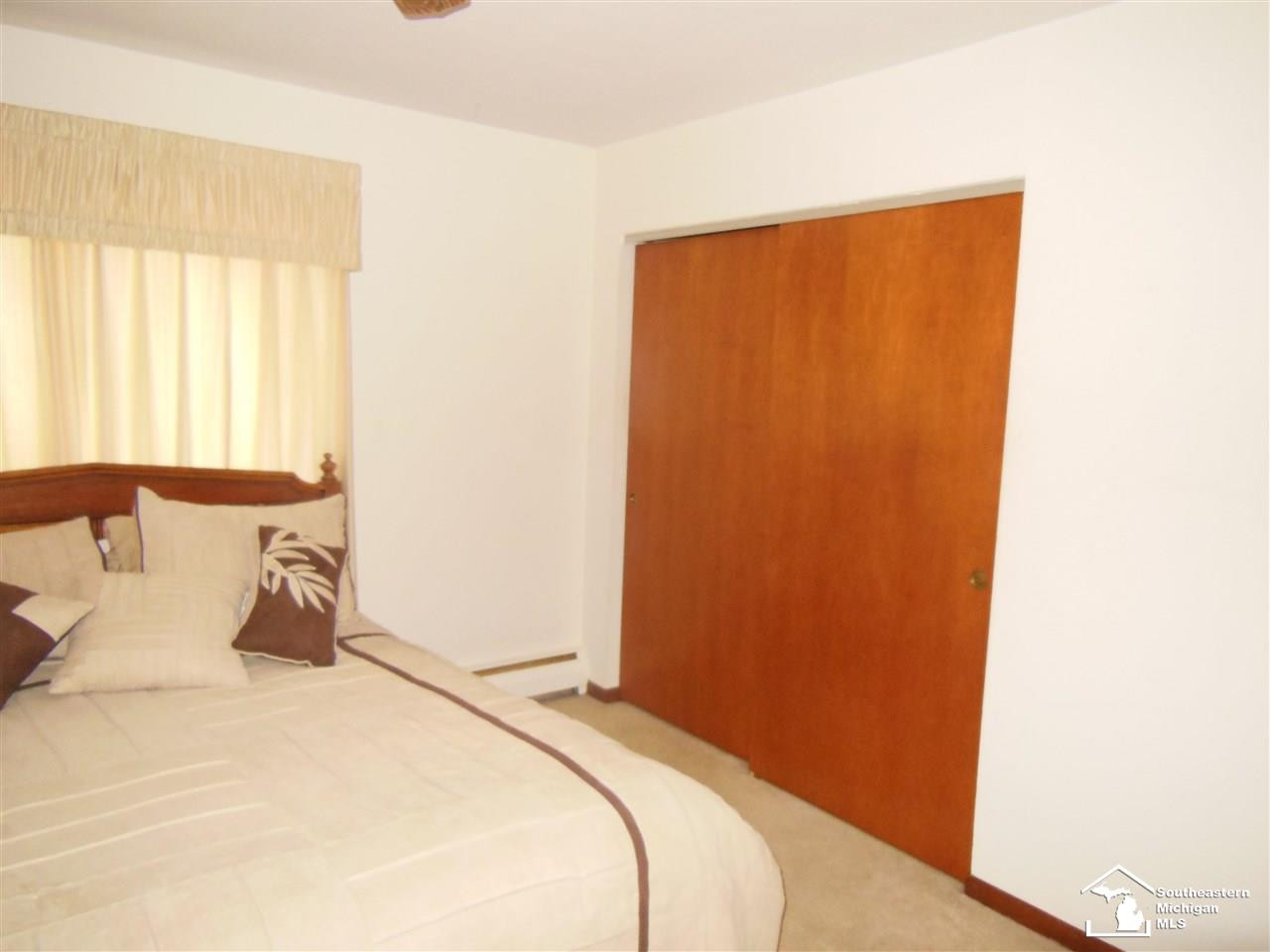 7365 Kenilworth, Lambertville, MI 48144 — Photo 17