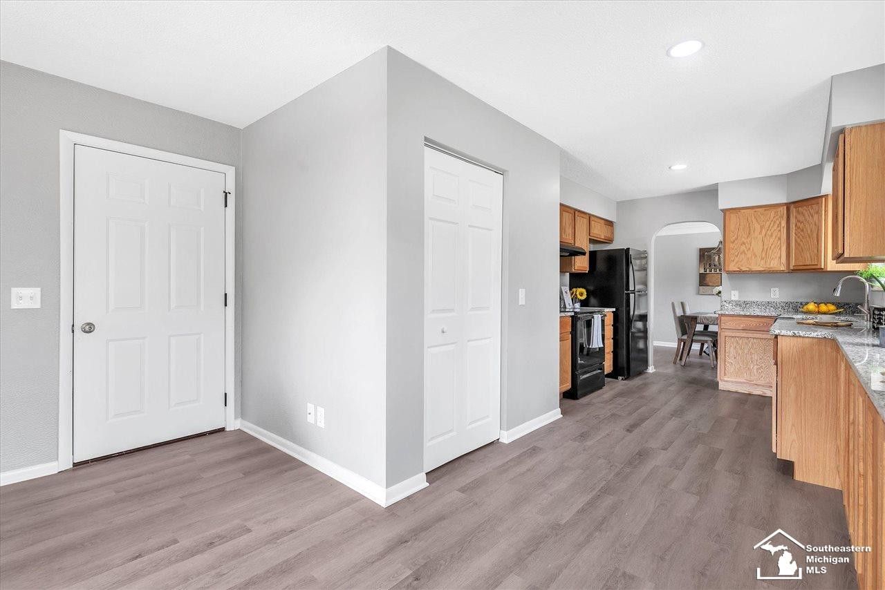 6962 N Ridgewood, Lambertville, MI 48144 — Photo 17