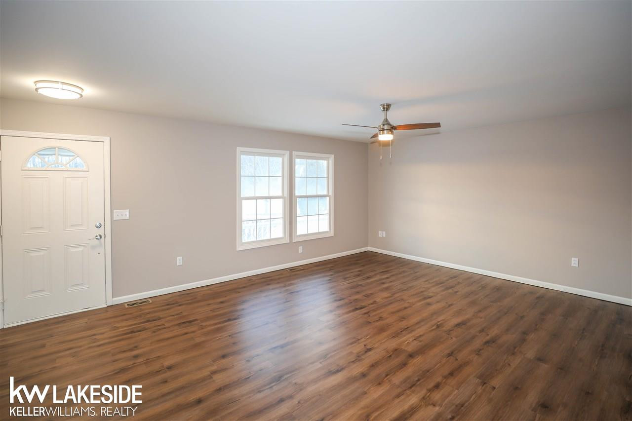 794 Cove Rd, Wales, MI — Photo 3