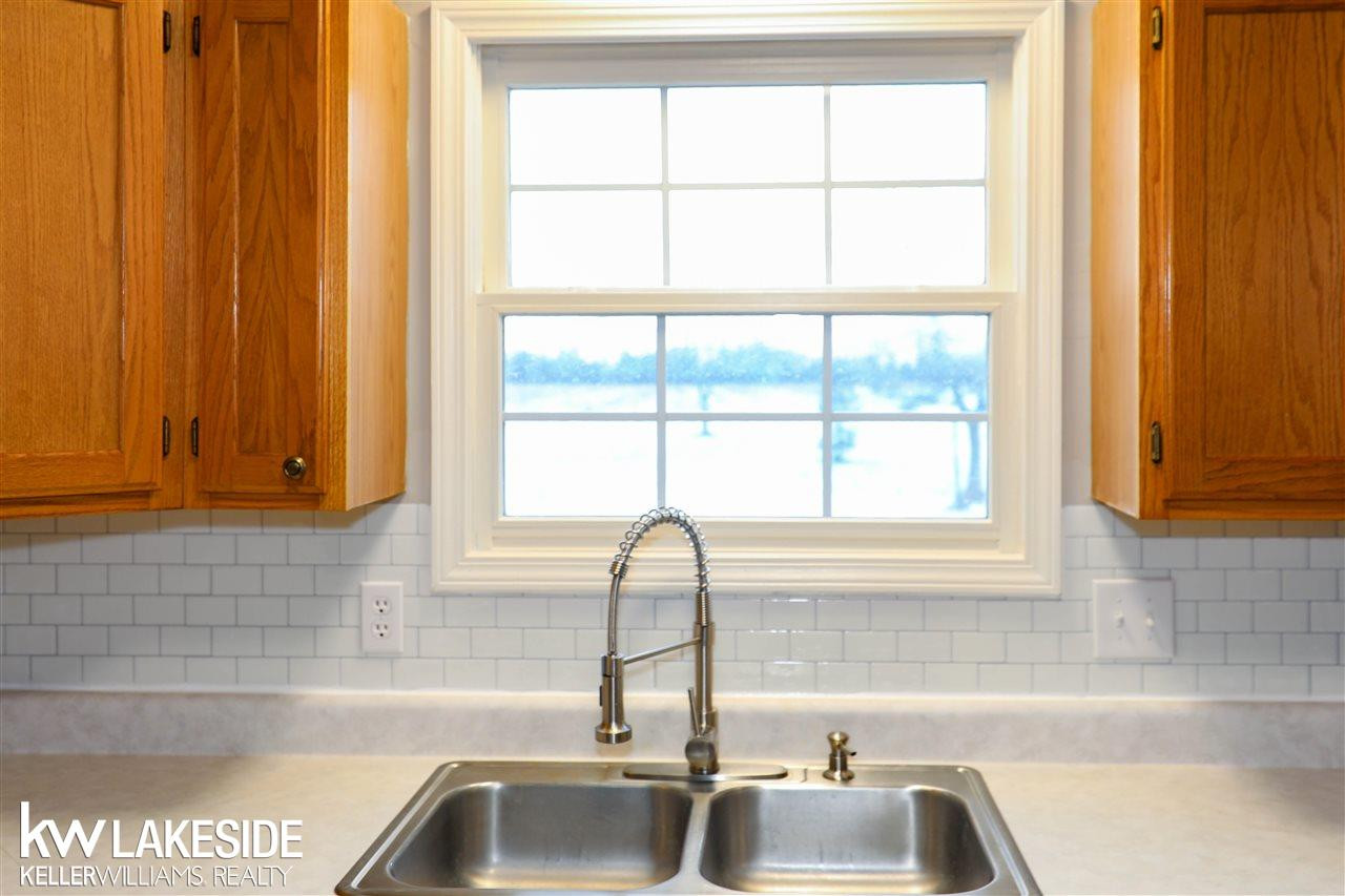 794 Cove Rd, Wales, MI — Photo 10
