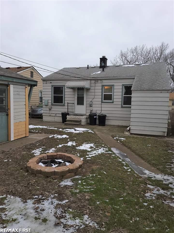 520 E Rowland Ave, Madison Heights, MI 48071 — Photo 15