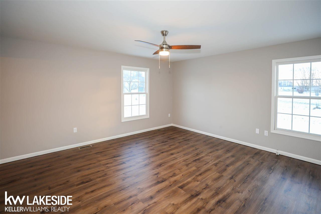 794 Cove Rd, Wales, MI — Photo 20