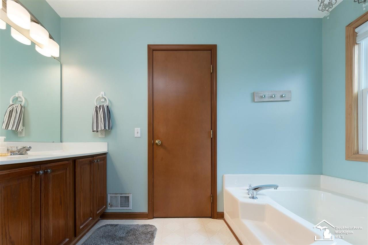 8071 SAMARIA ROAD, Riga, MI 49276 — Photo 32