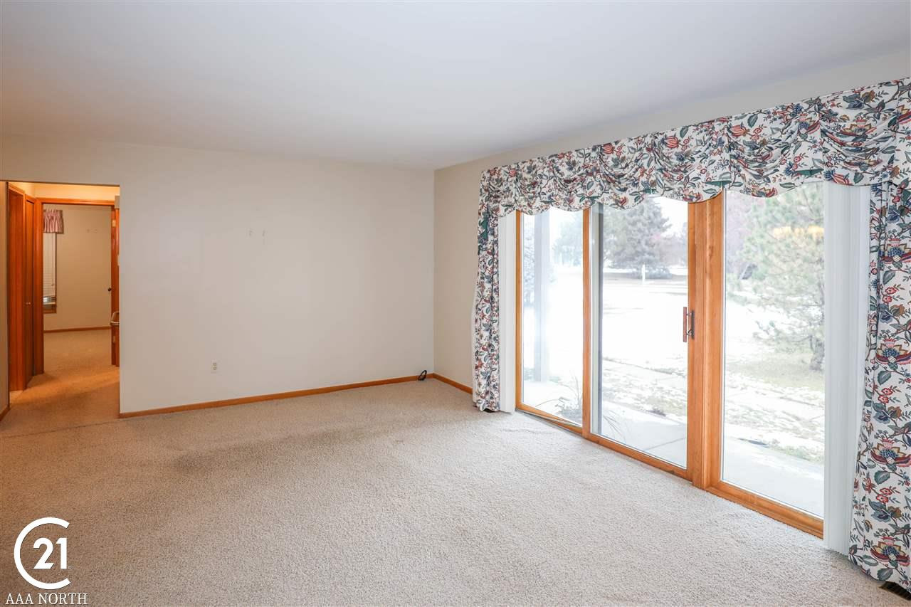 49006 Babcock Ct., Shelby Twp, MI 48315 — Photo 18
