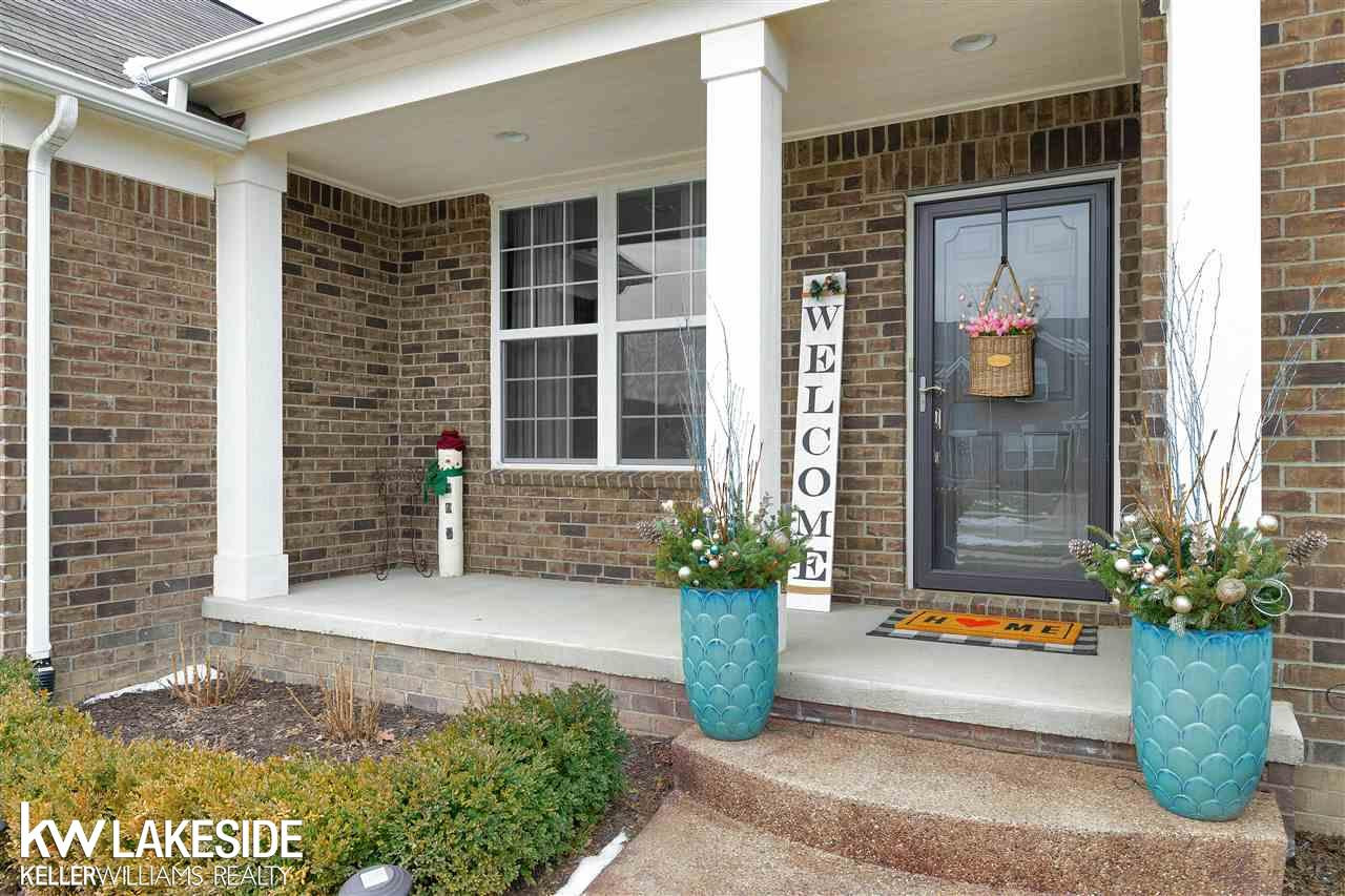 49537 Malten Dr, Macomb, MI 48044 — Photo 3