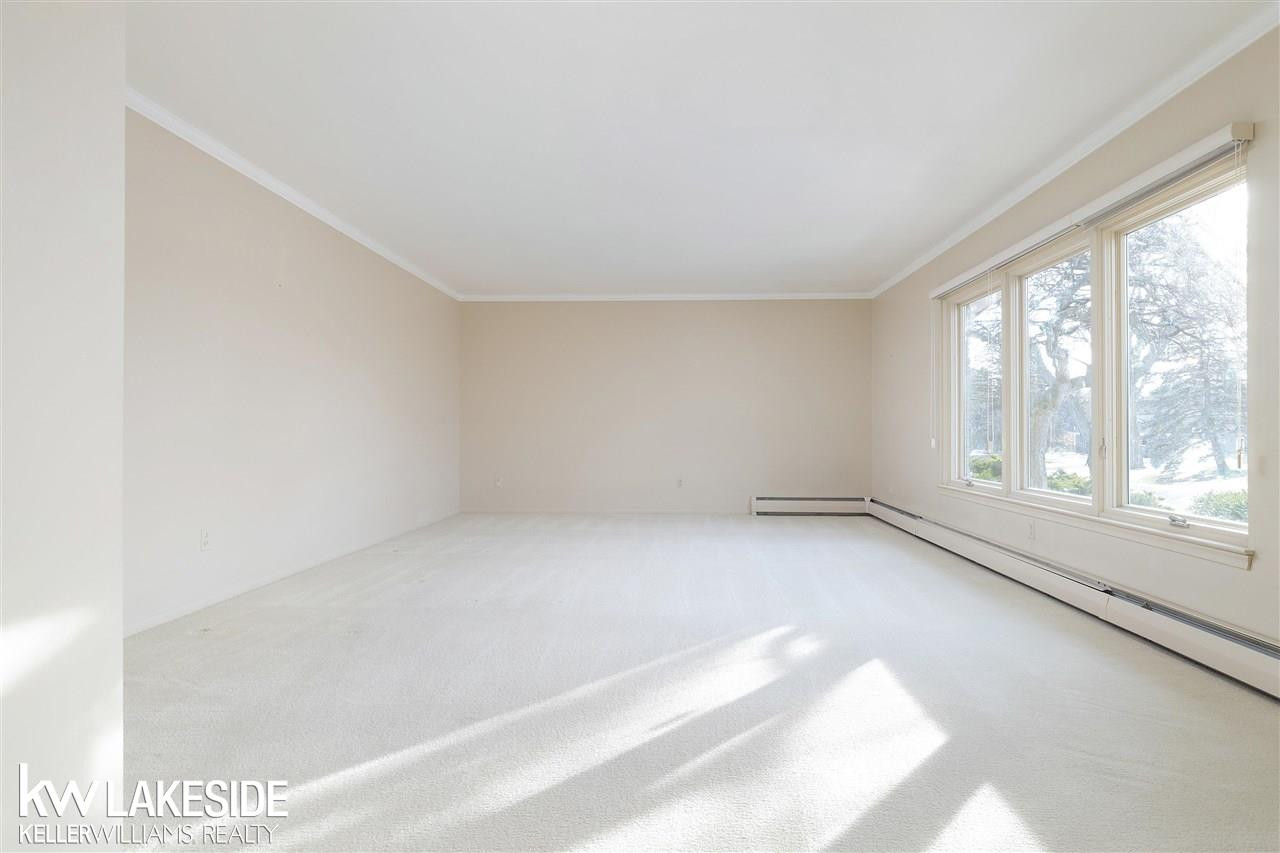 501 Longford, Rochester Hills, MI 48309 — Photo 9