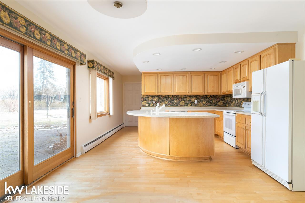 501 Longford, Rochester Hills, MI 48309 — Photo 10