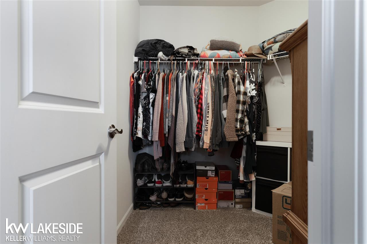 49537 Malten Dr, Macomb, MI 48044 — Photo 33