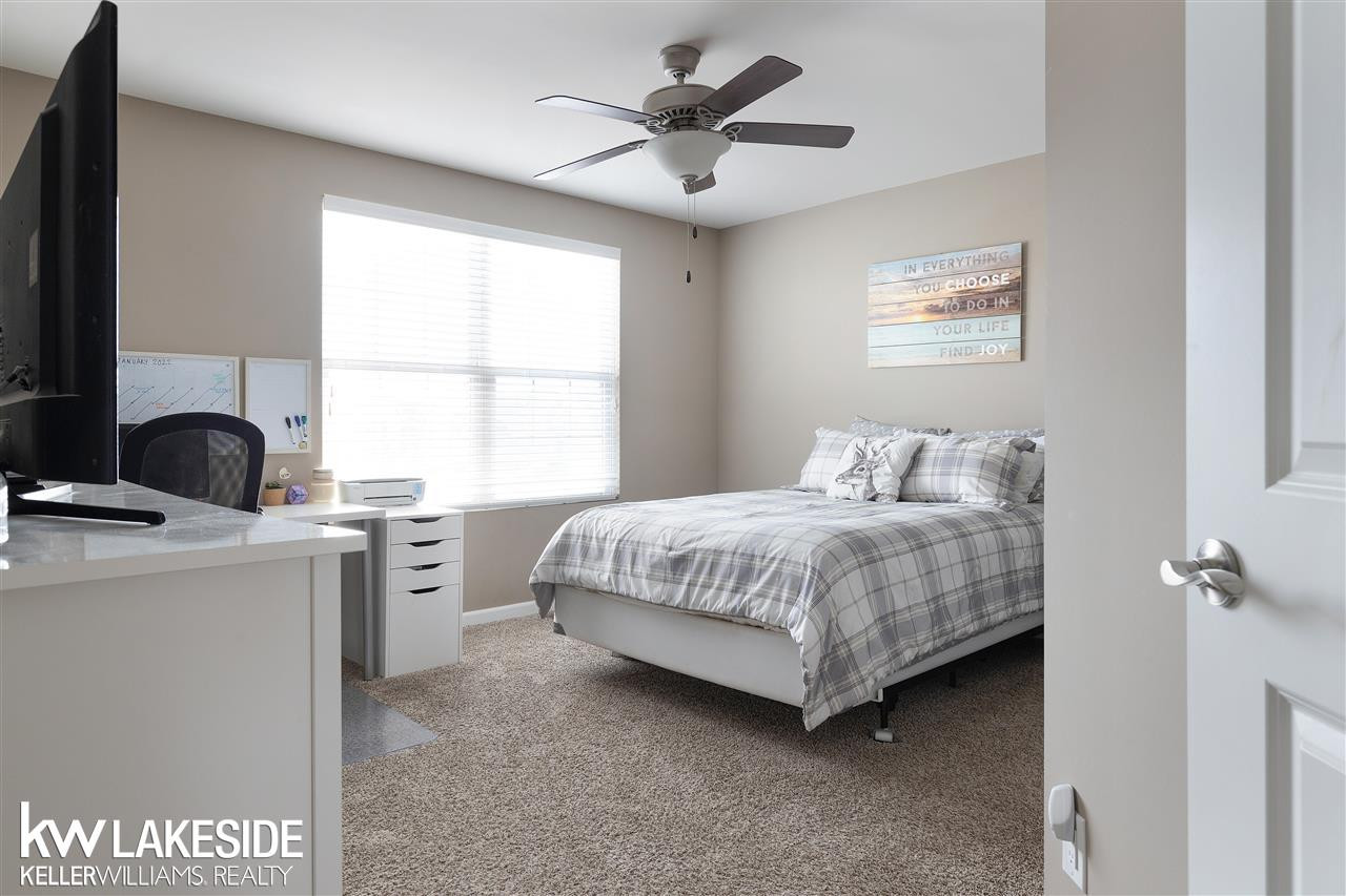 49537 Malten Dr, Macomb, MI 48044 — Photo 35