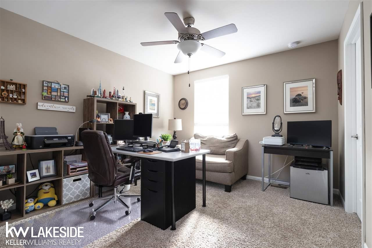 49537 Malten Dr, Macomb, MI 48044 — Photo 36