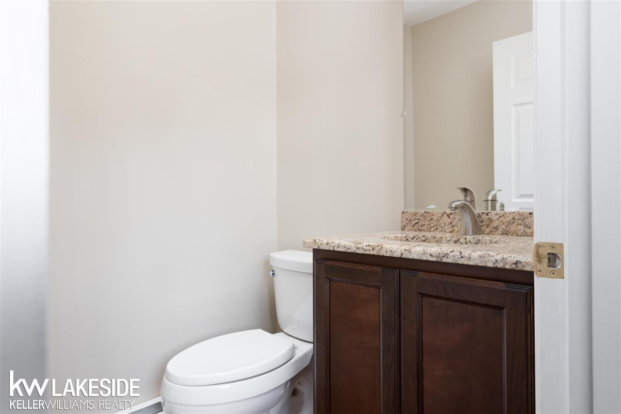 501 Longford, Rochester Hills, MI 48309 — Photo 30