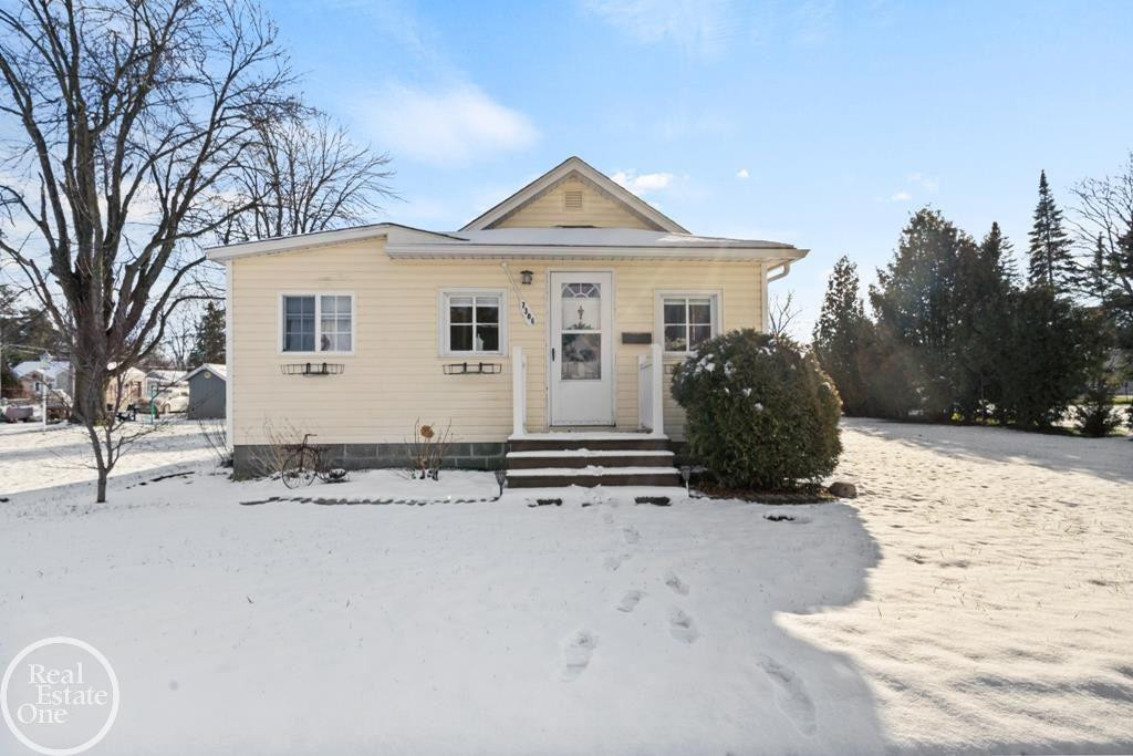 7306 Cedar, Lexington, MI 48450 — front exterior