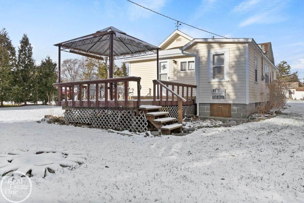 7306 Cedar, Lexington, MI 48450 — Photo 2