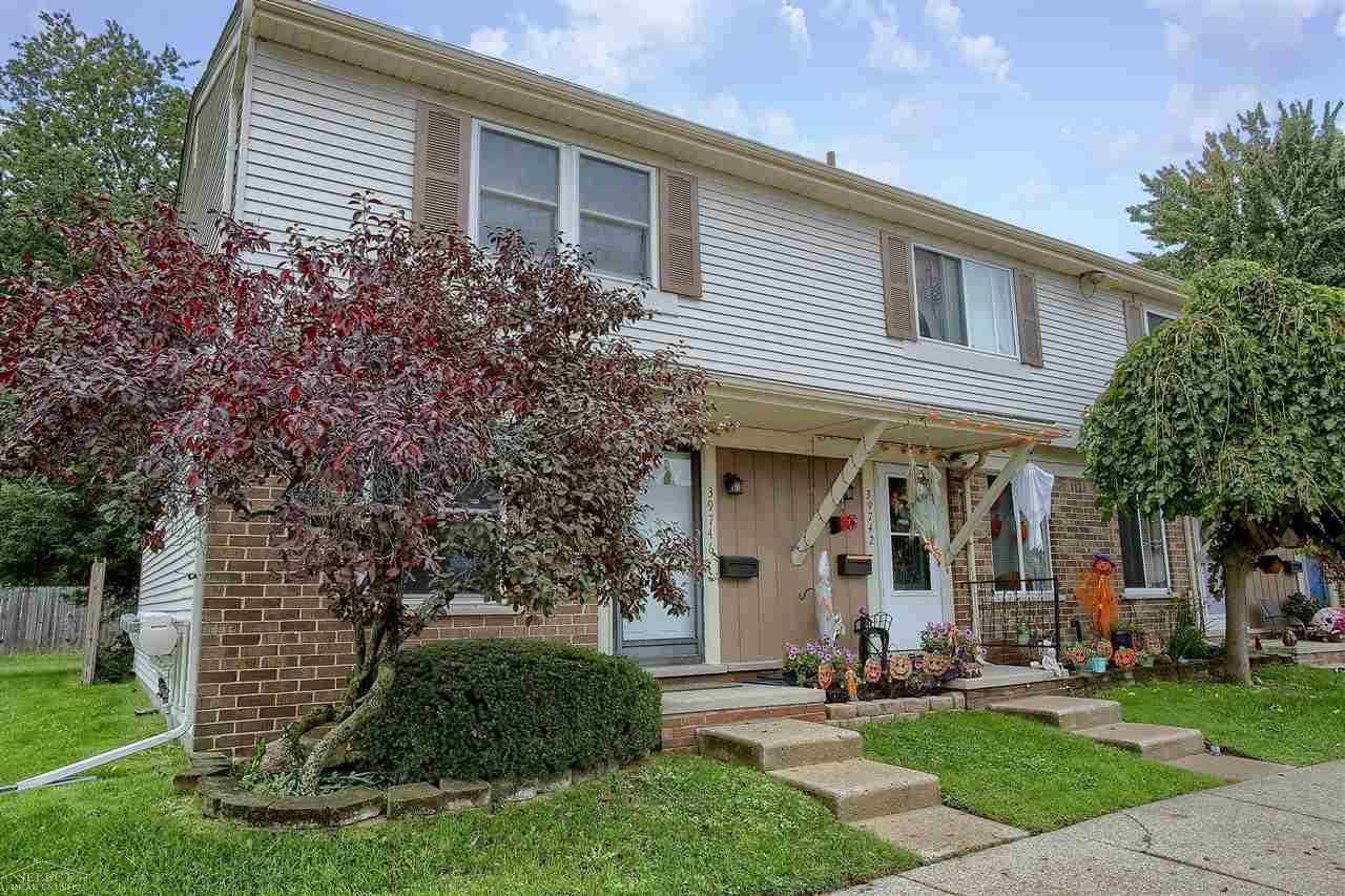 39746 Manor Dr, MI — Photo 2