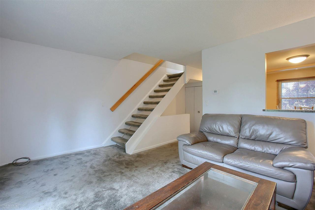 39746 Manor Dr, MI — Photo 5
