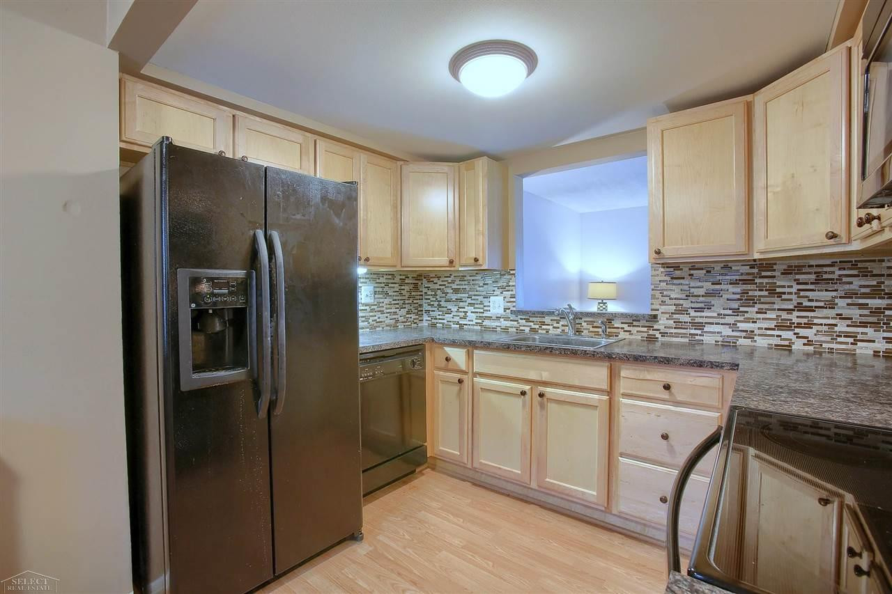 39746 Manor Dr, MI — Photo 7
