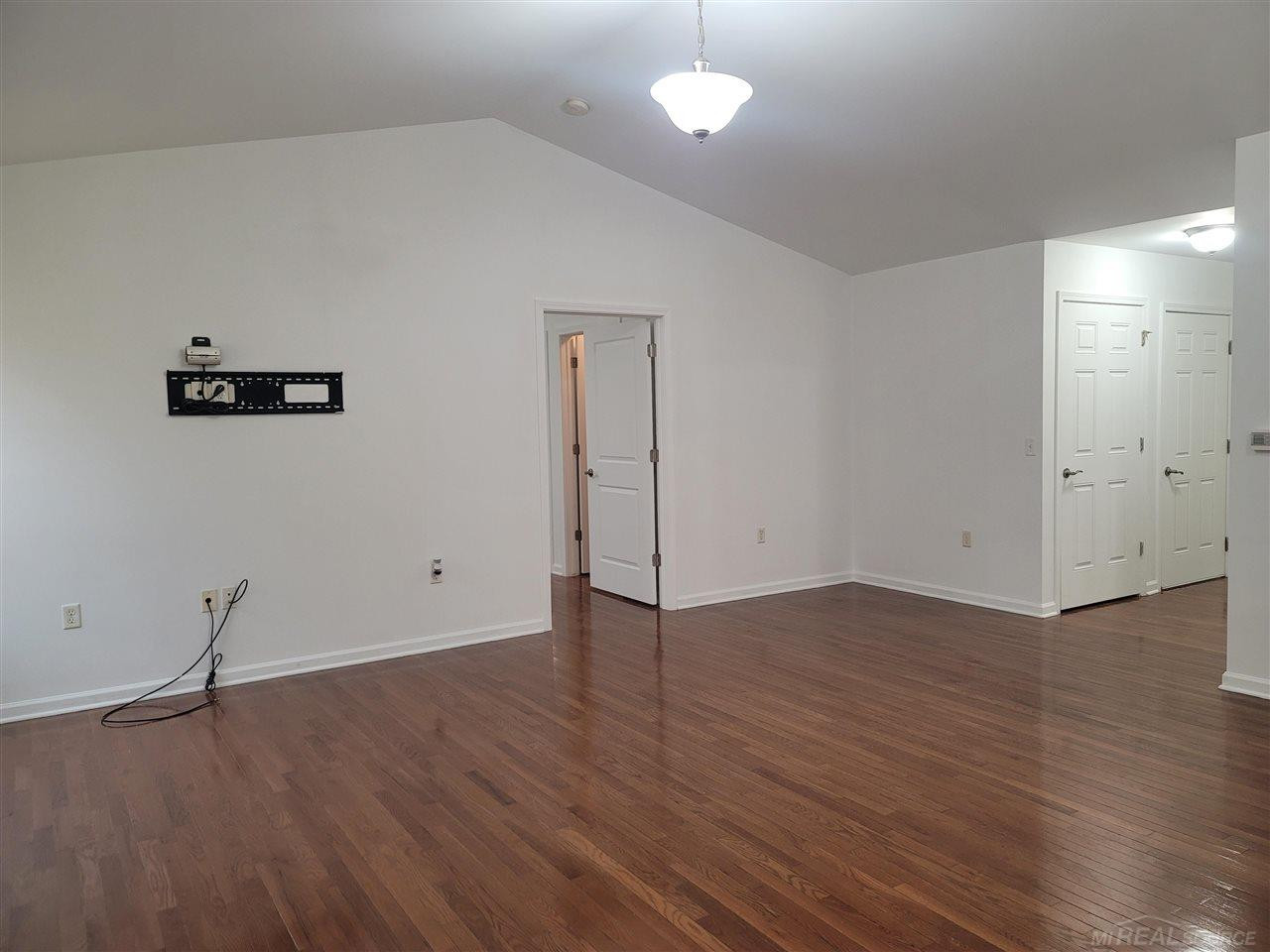 7223 N Central Park, Shelby Twp, MI 48317 — Photo 2