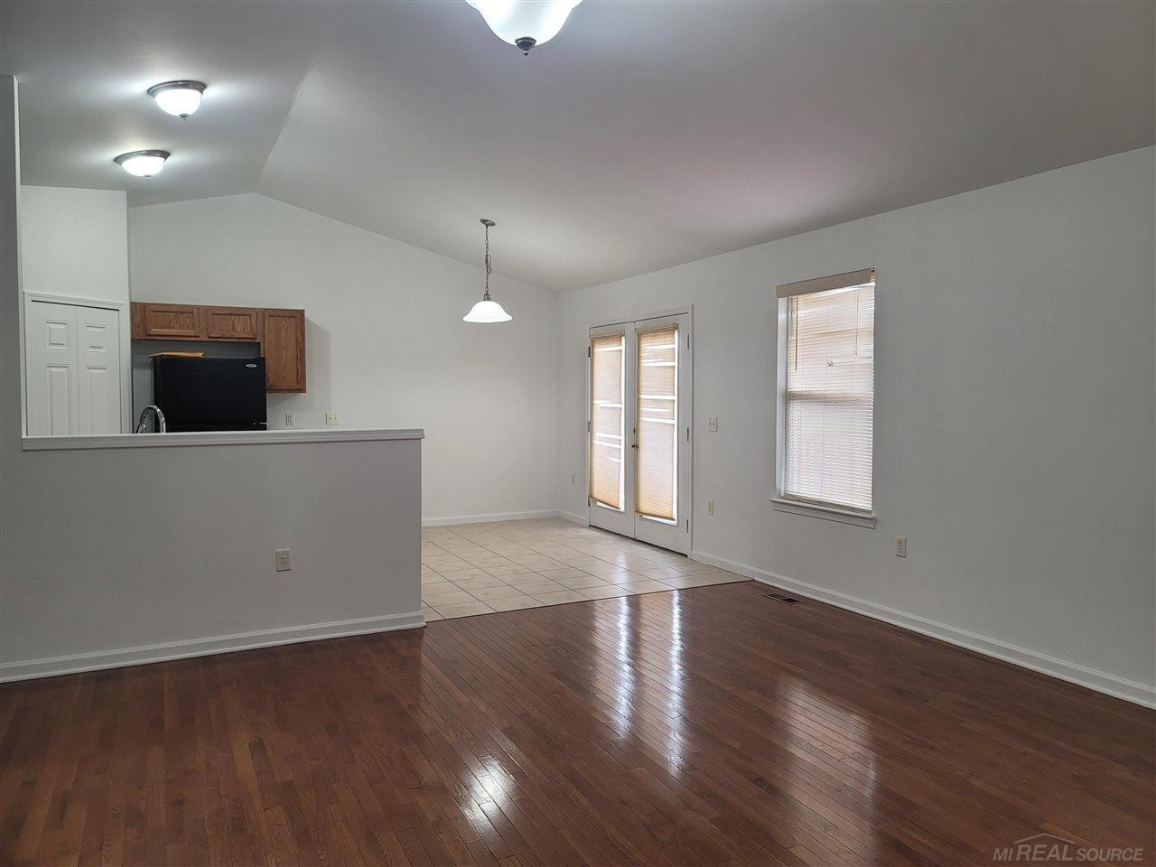 7223 N Central Park, Shelby Twp, MI 48317 — Photo 3
