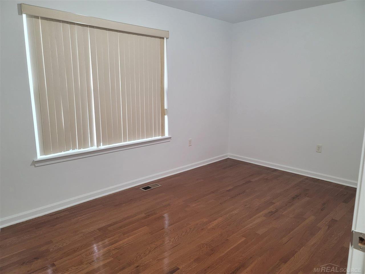 7223 N Central Park, Shelby Twp, MI 48317 — Photo 11
