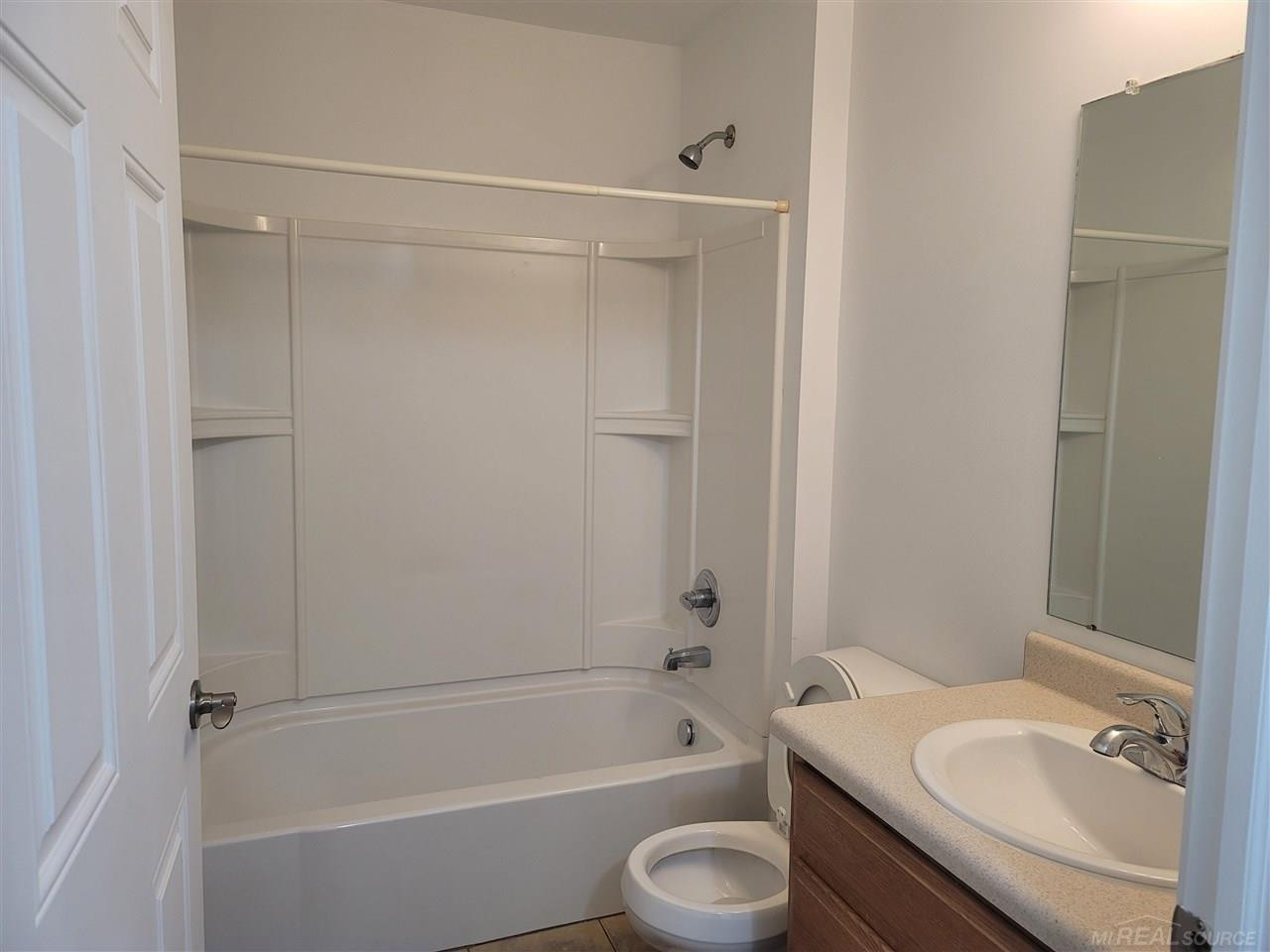 7223 N Central Park, Shelby Twp, MI 48317 — Photo 12