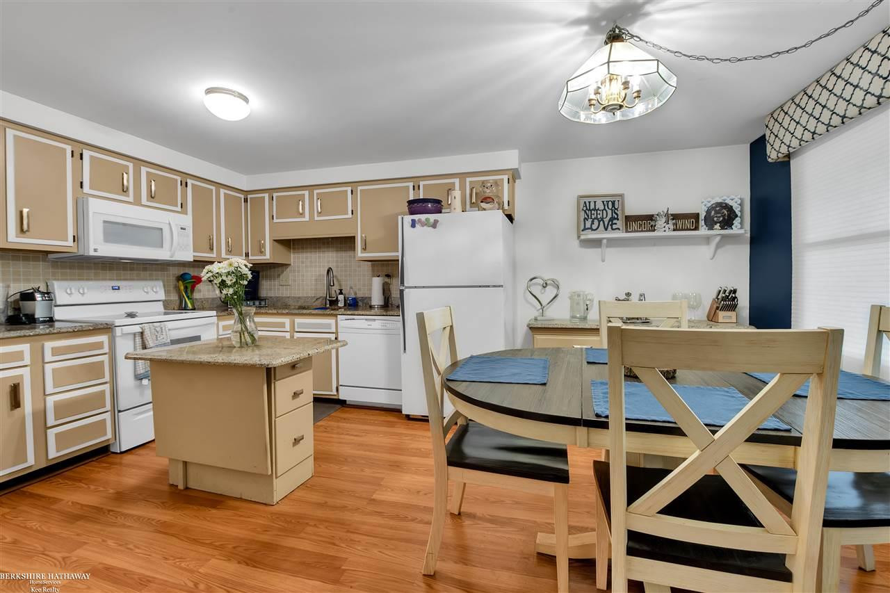 4083 Violet, MI 48079 — Photo 6