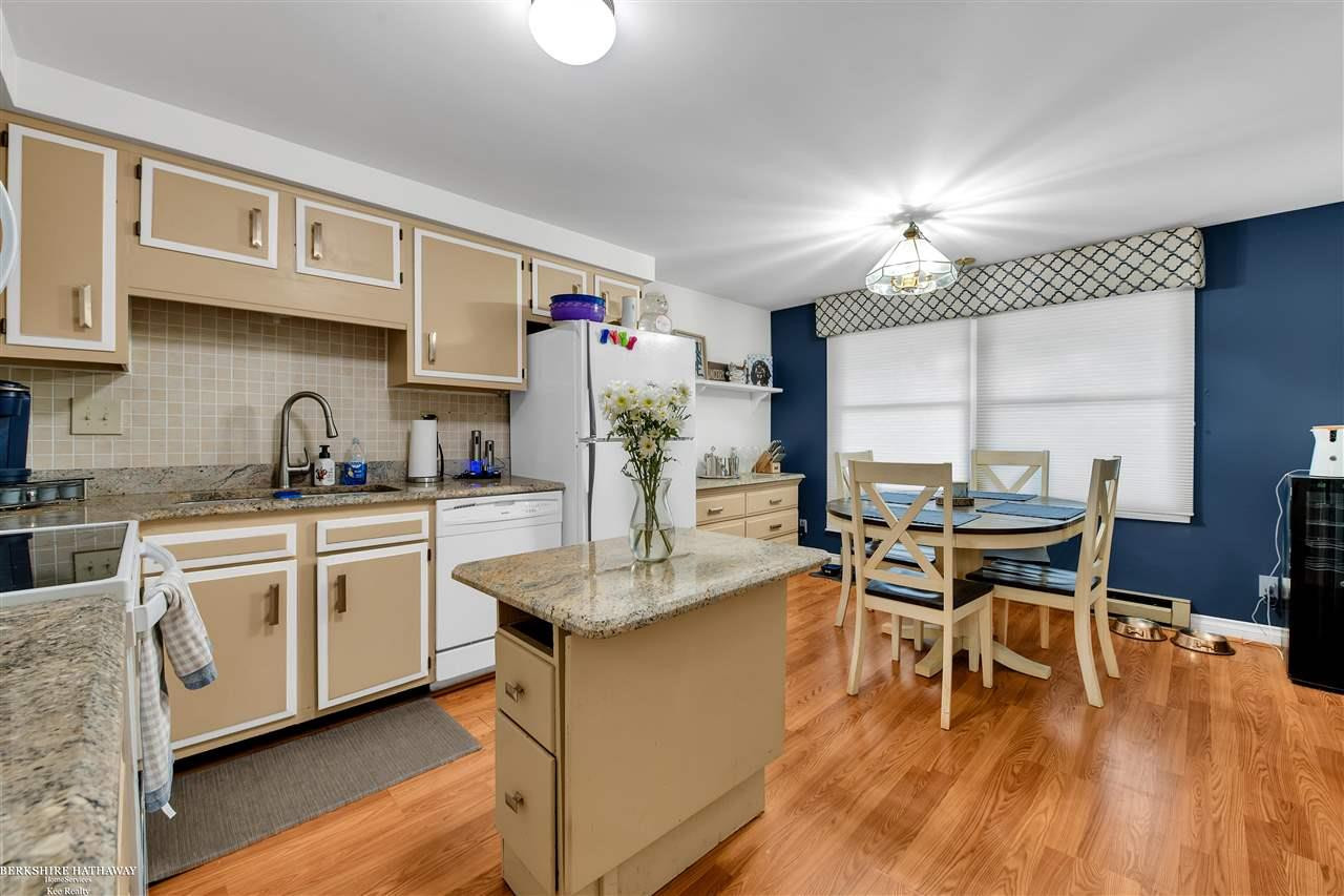 4083 Violet, MI 48079 — Photo 8