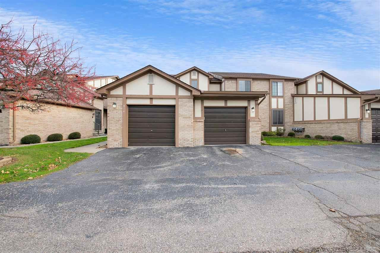 814 Country Club Dr, Saint Clair Shores, MI 48082 — front exterior