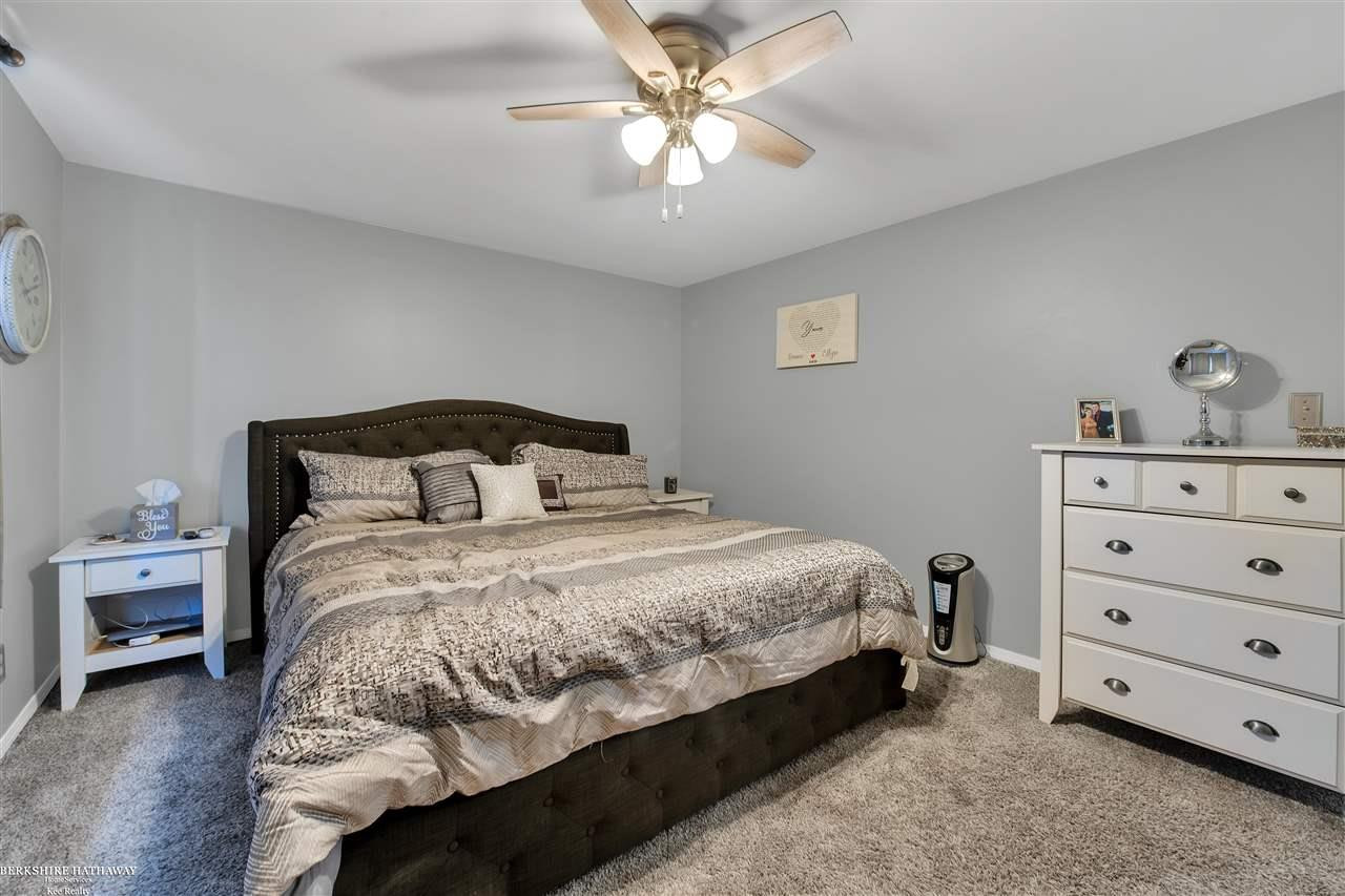4083 Violet, MI 48079 — Photo 12