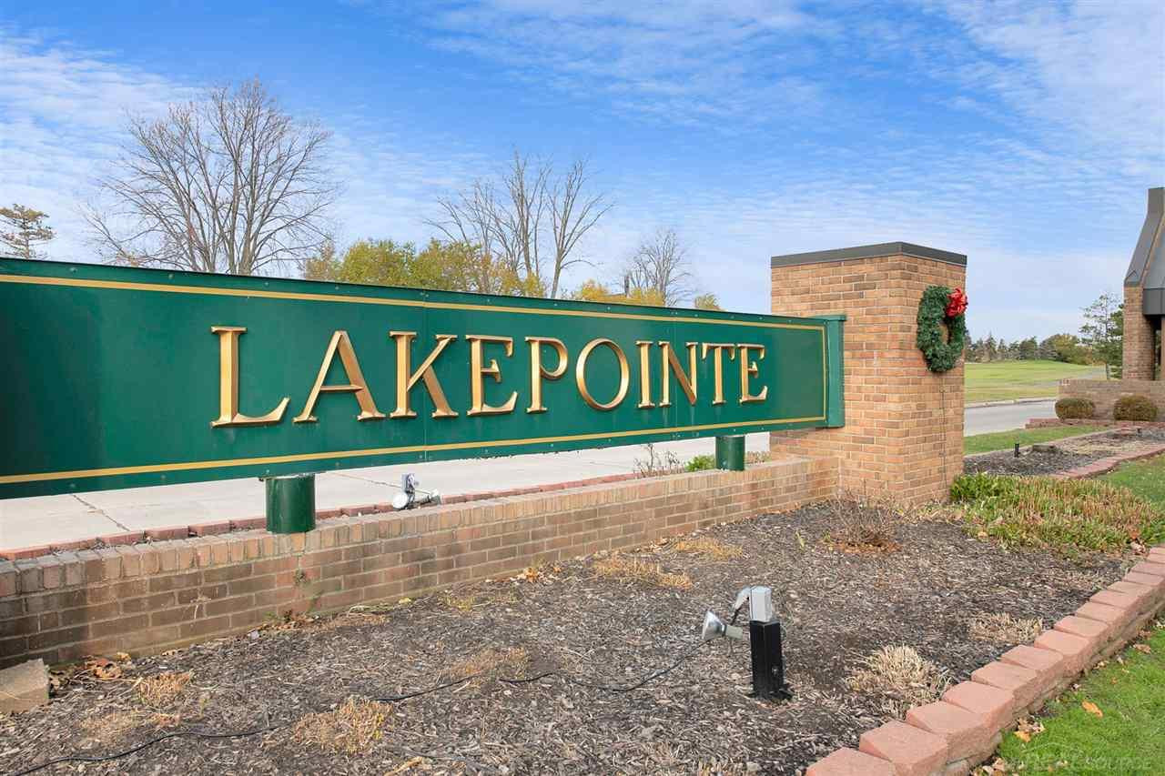814 Country Club Dr, Saint Clair Shores, MI 48082 — Photo 5