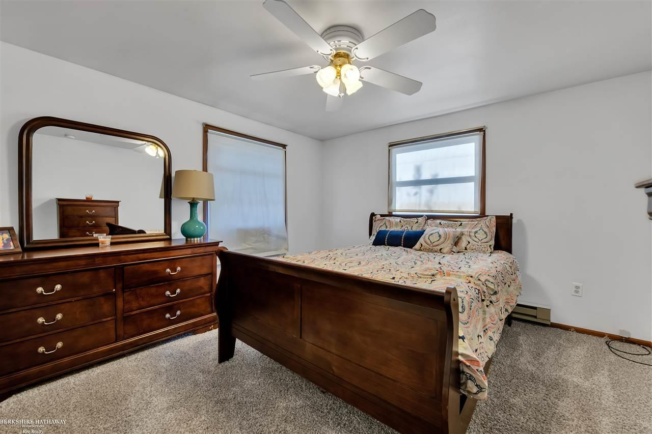 4083 Violet, MI 48079 — Photo 16
