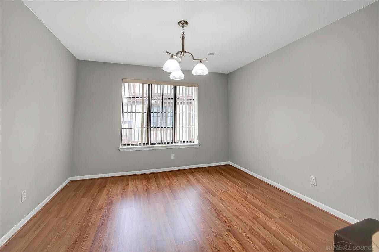 814 Country Club Dr, Saint Clair Shores, MI 48082 — Photo 11