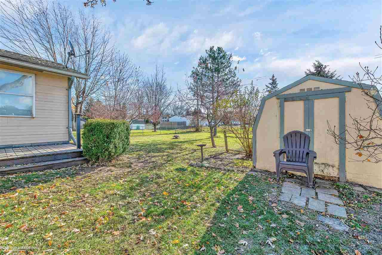 4083 Violet, MI 48079 — Photo 22