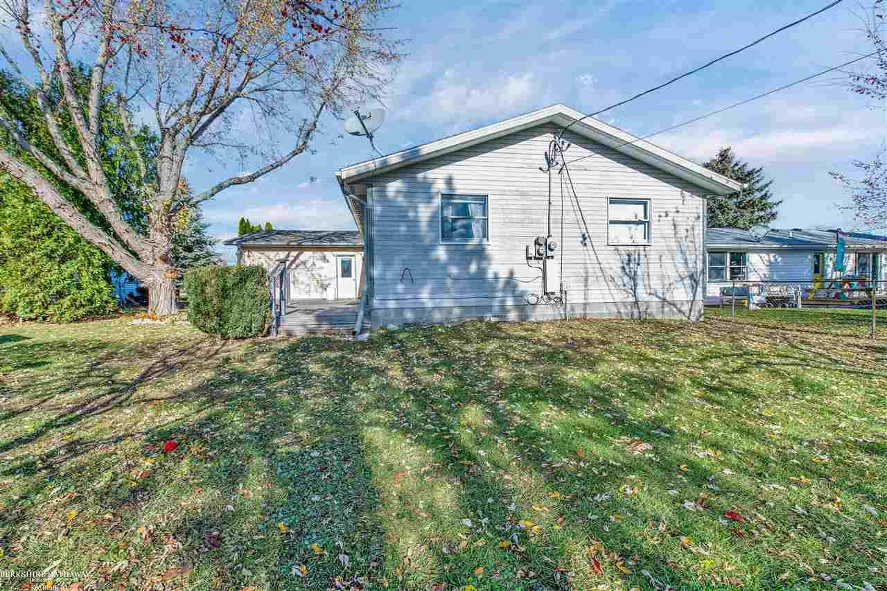 4083 Violet, MI 48079 — Photo 25