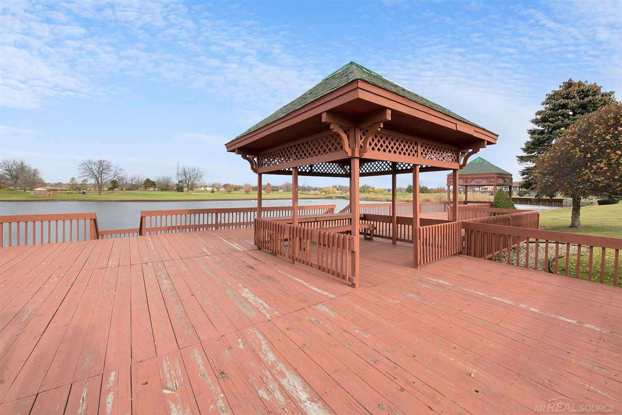 814 Country Club Dr, Saint Clair Shores, MI 48082 — Photo 24