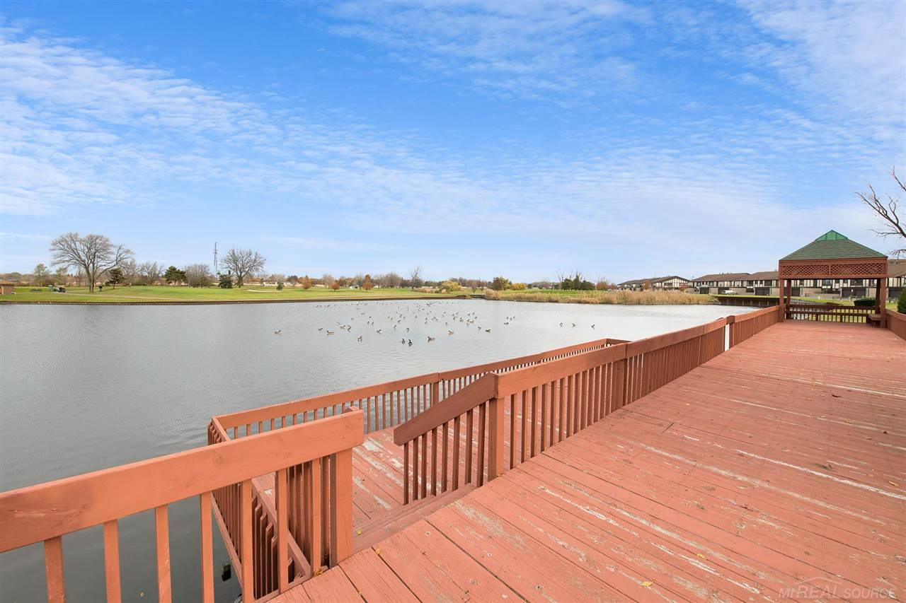 814 Country Club Dr, Saint Clair Shores, MI 48082 — Photo 25