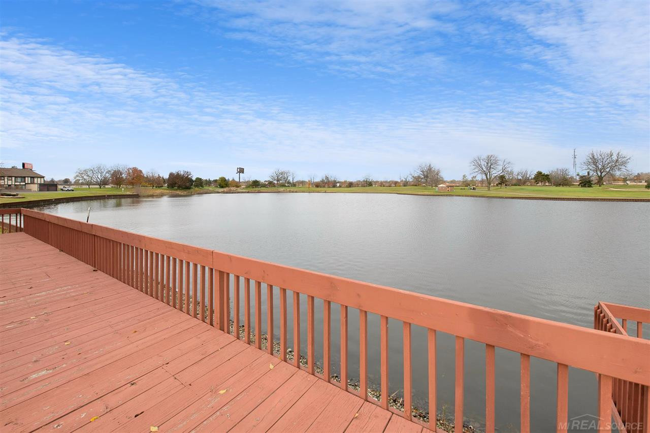 814 Country Club Dr, Saint Clair Shores, MI 48082 — Photo 26
