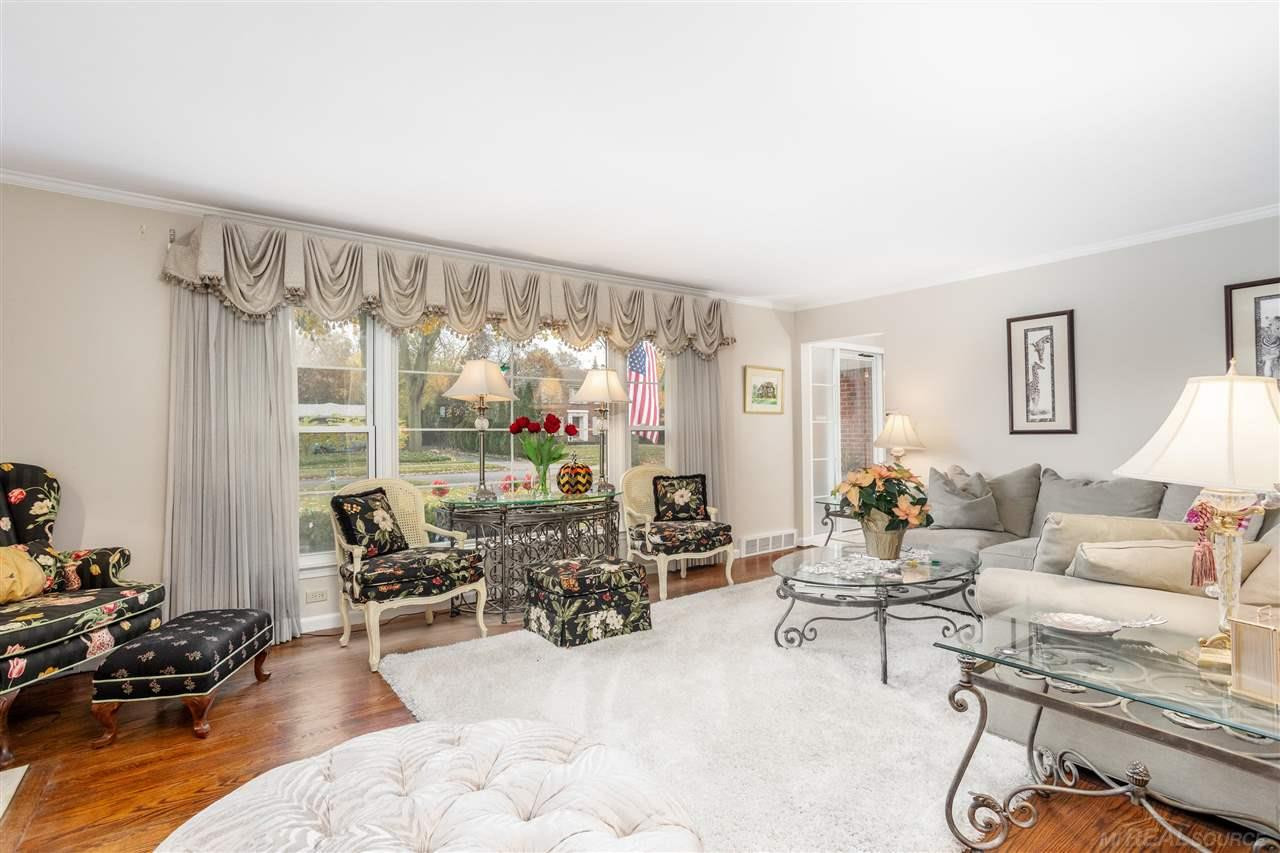 70 Hampton Rd, Grosse Pointe Shores, MI 48236 — Photo 6