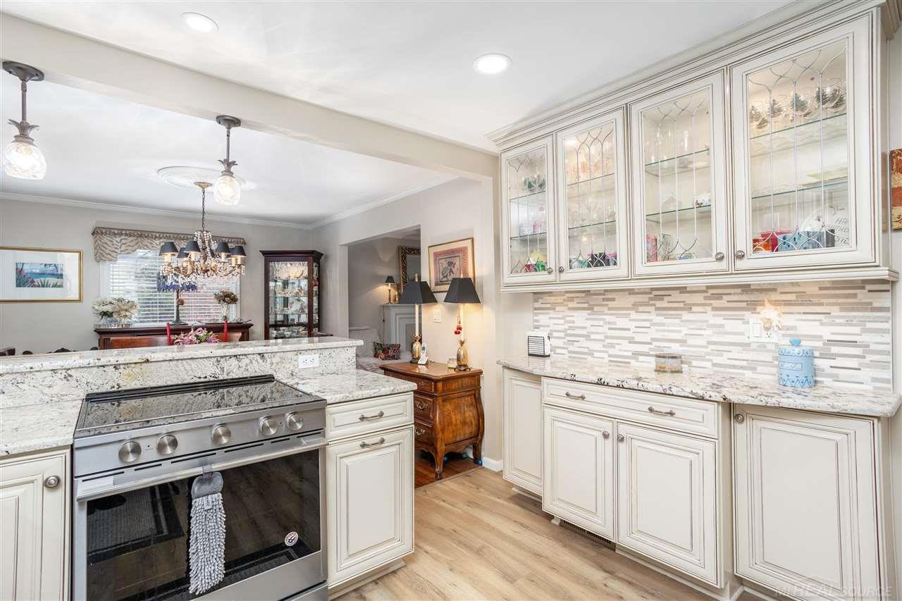 70 Hampton Rd, Grosse Pointe Shores, MI 48236 — Photo 14
